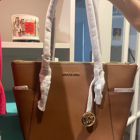 Michael Kors brown leather tote - Picture 2 of 4